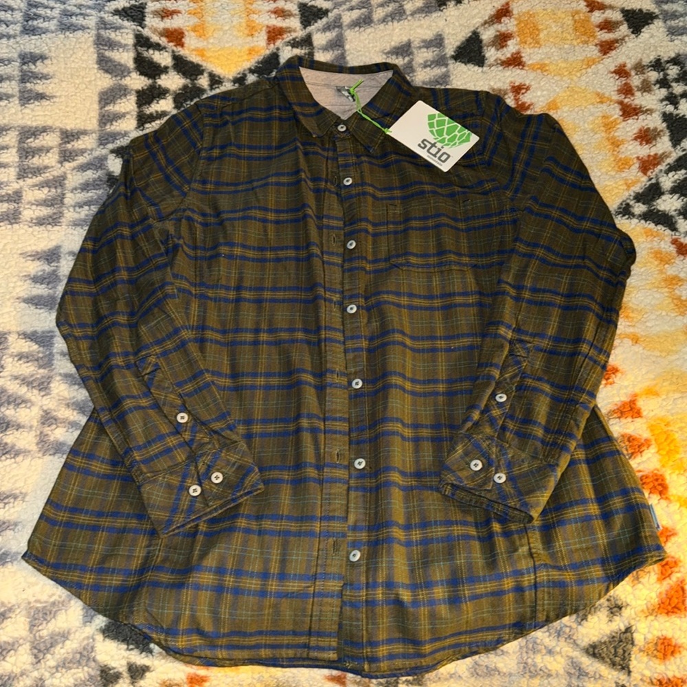 Stio women’s Dovetail cabin shirt. Large. NWT
